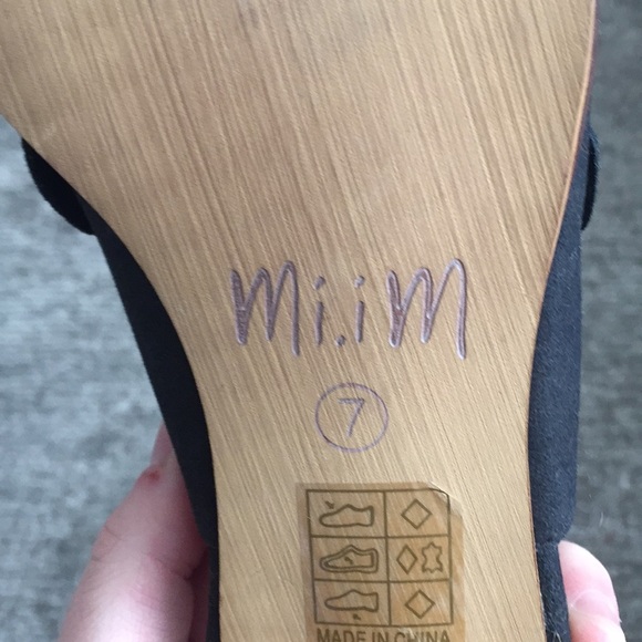 Mi.mi / ruffled trimmed pointed mules black - Picture 2 of 2